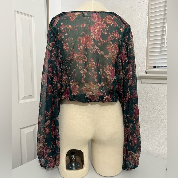 Band Of The Free River Deep Pine Paisley Tie Front Crop Top Small Cottagecore - Picture 4 of 13